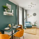 Bohemian Rhapsody Apartment
